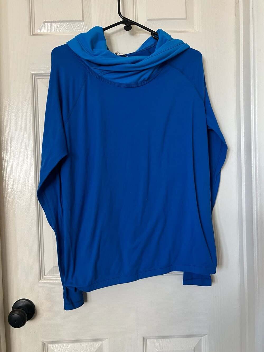Lululemon Healthy Heart Long Sleeve Pullover Size 8 Blue Athletic Hoodie